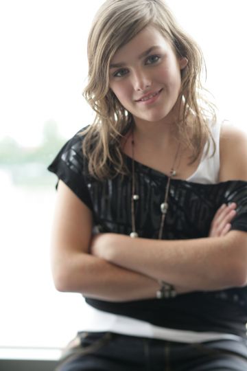 EWA FARNÁ SEDÍ